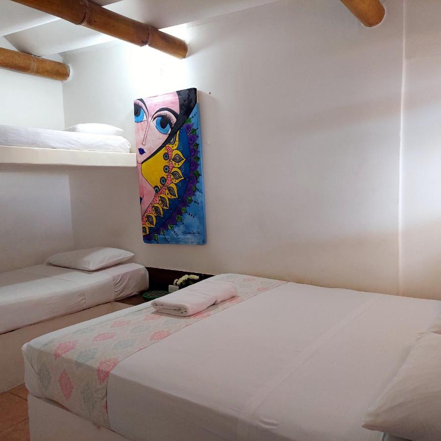 Caramba Hospedaje Hotel Tonsupa Kültér fotó